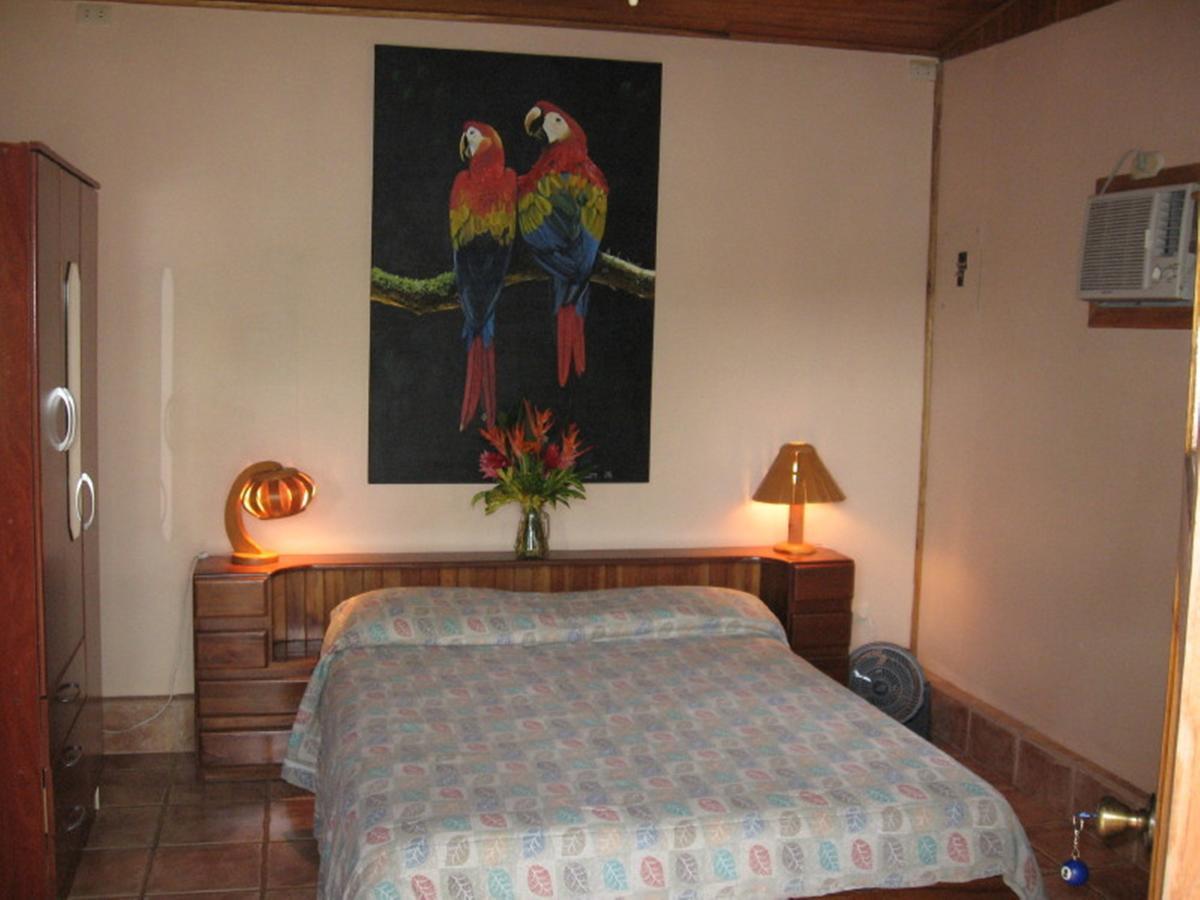 Coconut Grove Oceanfront Cottages Dominical Eksteriør bilde