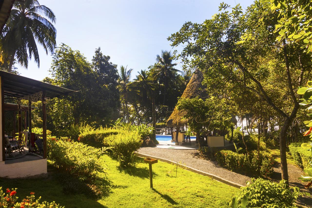 Coconut Grove Oceanfront Cottages Dominical Eksteriør bilde